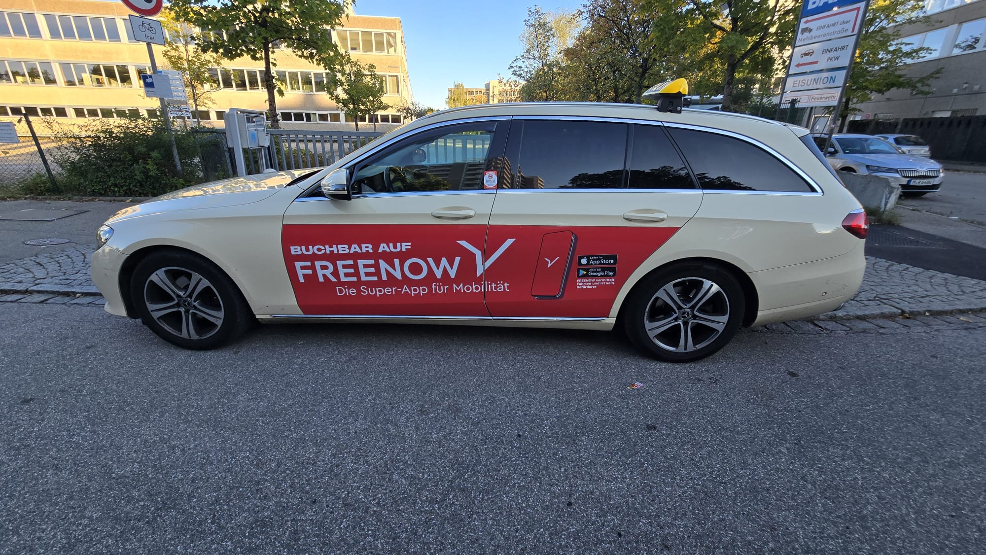 aktiver Taxibetrieb mit 4 Konzessionen und falls gewünscht mit 3 Fahrzeuge in München zu verkaufen